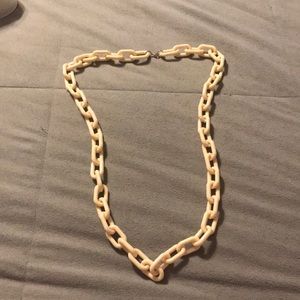 Lightweight chain link necklace